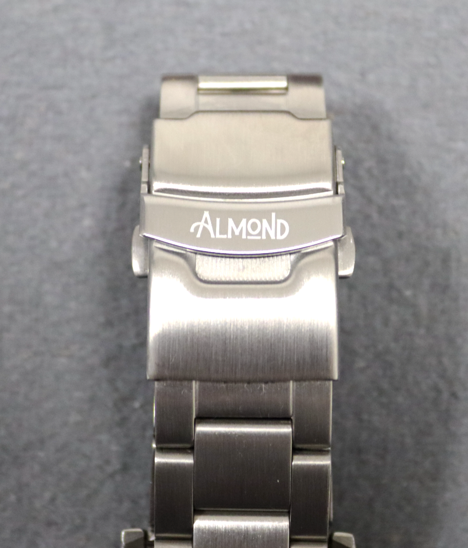 Almond Rifleman Field
